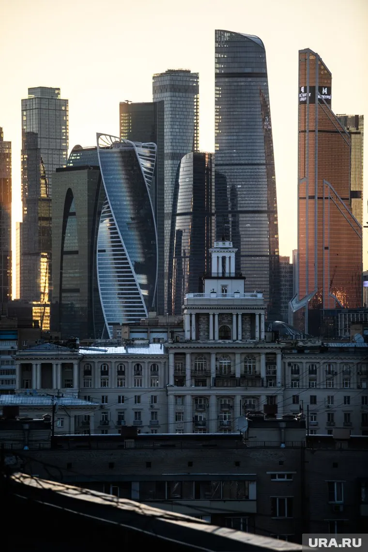 Из-за взрыва на территории «Москва-сити» пострадал охранник