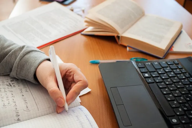 Подготовка студентов к зимней экзаменационной сессии. Екатеринбург