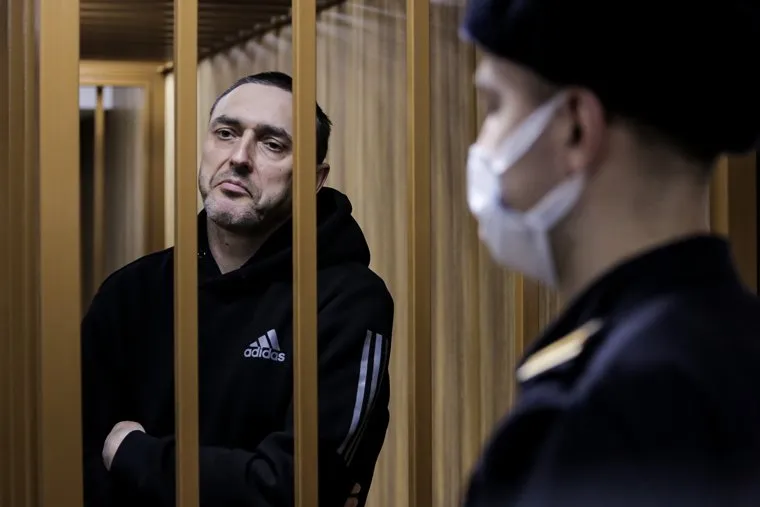 Виталий Бережной в Ленинском районном суде. Тюмень