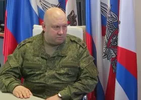 Бывший командир Суровикина: в армии ждут возвращения «генерала Армагеддона»
