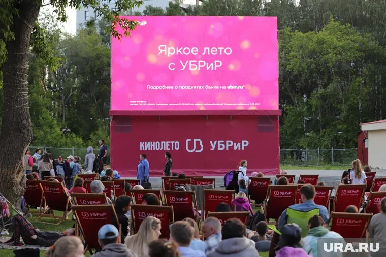 Кинотеатры будут работать до конца лета