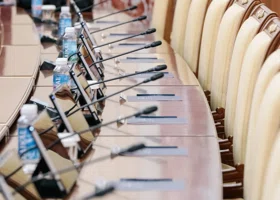 В США начали разносить слухи о якобы тайной встрече РФ и Украины в ОАЭ