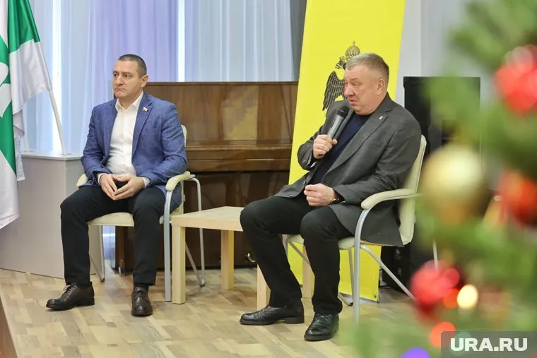 Депутаты ГД Ильтяков и Гурулев посетили «Курганмашзавод»