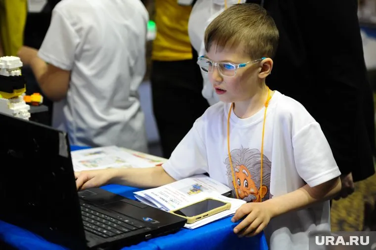 «Меня слушать прикольней, чем читать учебник!»