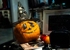 Акустический квартирник, мистический перформанс и кельтские традиции: где отпраздновать Хэллоуин в Перми