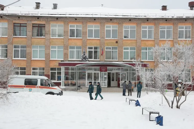 Нападение на учеников, школа 127. Пермь, школа 127