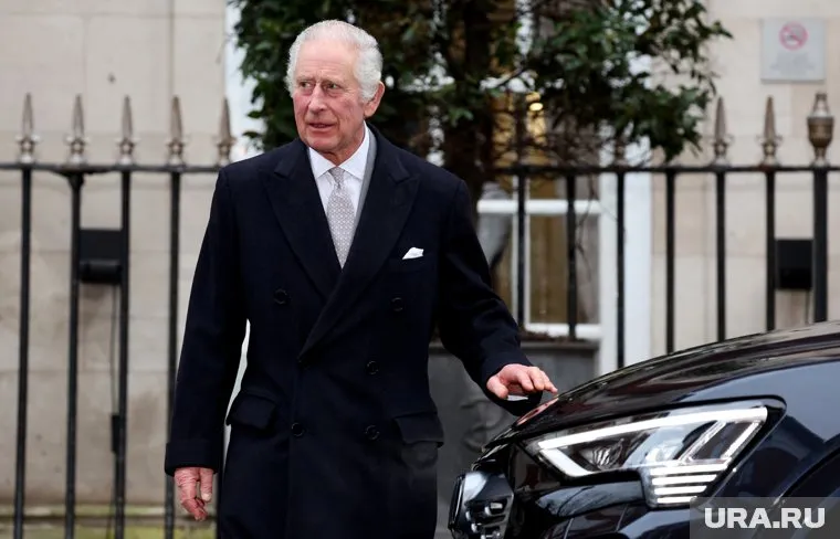 Карл III не стал скрывать свое заболевание