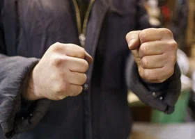 Мигрант из Узбекистана убил таксиста в Екатеринбурге из-за опасной езды