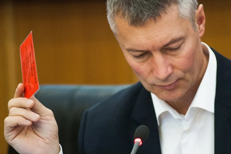 Заседание Екатеринбургской городской думы. Екатеринбург, ройзман евгений, мандат