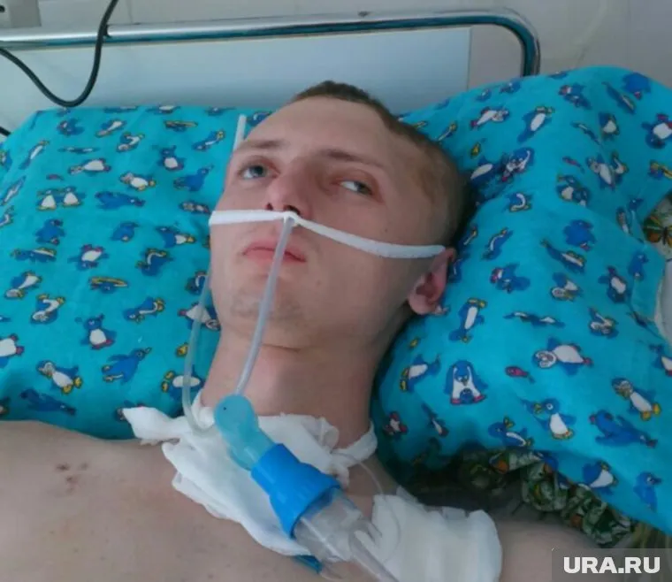 Владислав вышел из комы, но находится в вегетативном состоянии.