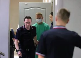 Платил школьницам за секс: что известно о деле брокера, которого арестовали в Екатеринбурге