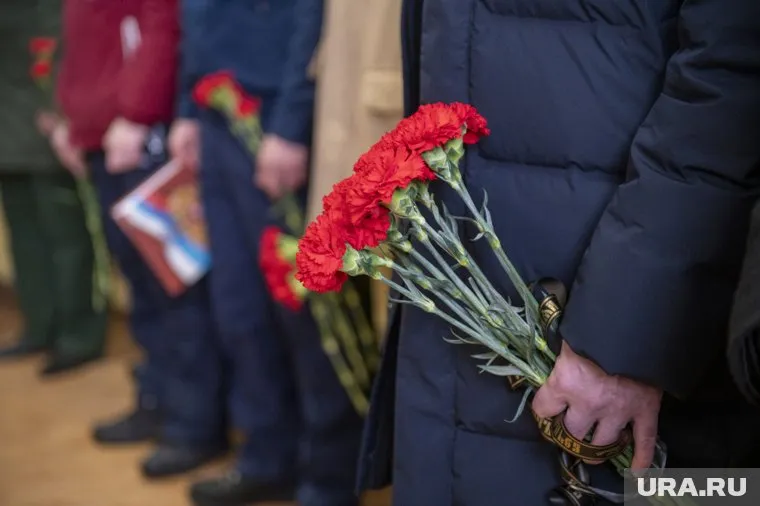 В Нижневартовском районе ХМАО простились с погибшим на СВО бойцом