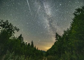 В Перми лекцию о звездах совместили с живым музыкальным концертом