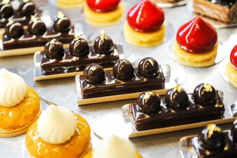 Мастер класс французского шеф-кондитера Жерома Шосесса в кондитерской Бонбон. Челябинск