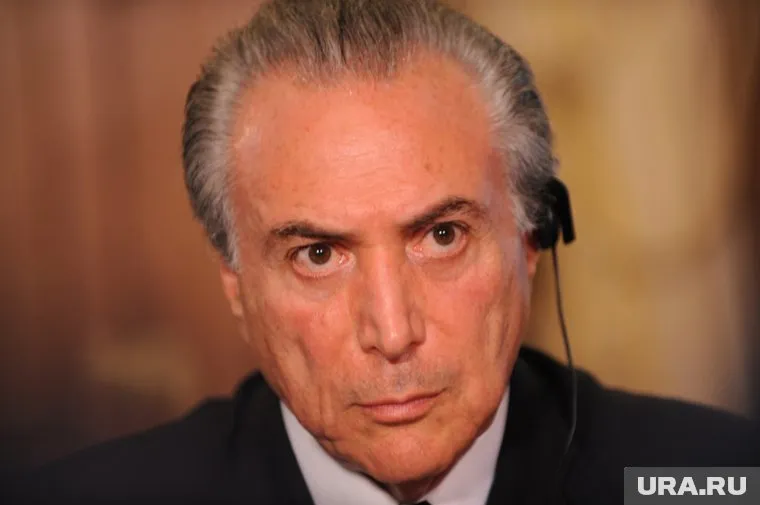 Верховный избирательный суд Бразилии проголосовал против отставки президента страны Мишела Темера