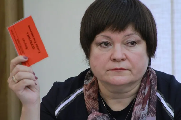 заседание гордумы, дерягина елена, голосование