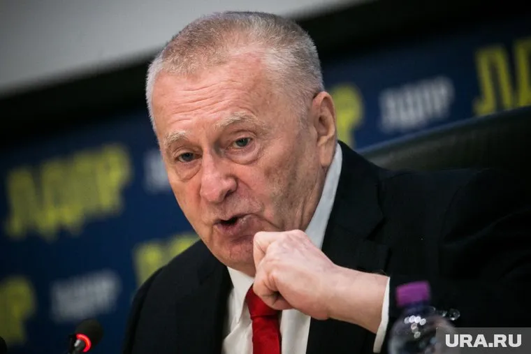 Глава ЛДПР не исключает объединения России с другой страной