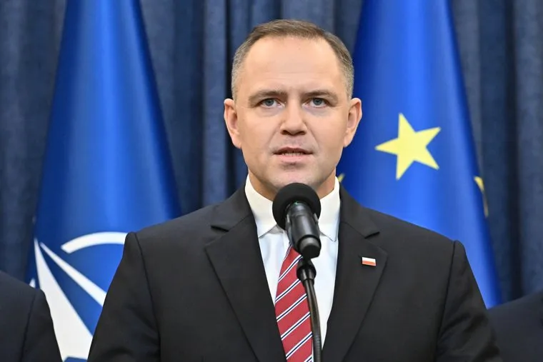 Навроцкий отметил, что потребуется корректировка закона об Институте национальной памяти