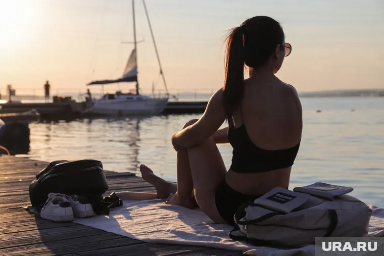 Из всех опрошенных 79% респондентов делают покупки специально к летнему отпуску