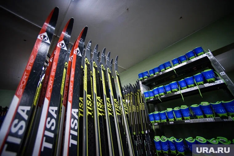 У Сергея Устюгова украли лыжи во время тренировки