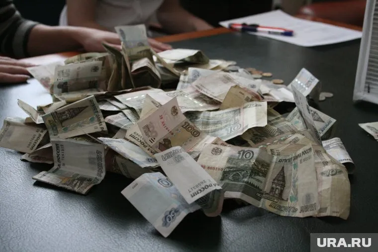 Шакро Молодой делил деньги между преступниками