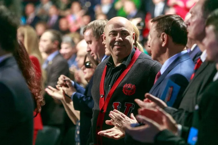 Собрание инициативной группы по выдвижению кандидатом в президенты России Владимира Путина. Москва, пригожин иосиф