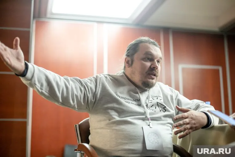 Вячеслав Макаров не хочет быть «вождем» в своей партии