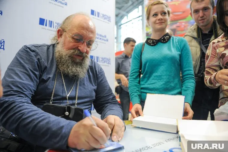 Анатолий Вассерман призвал подчитать, как четырехдневка скажется на зарплатах россиян