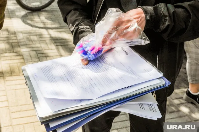 Сбор подписей партией Яблоко для жалобы в ЦИК. Челябинск
