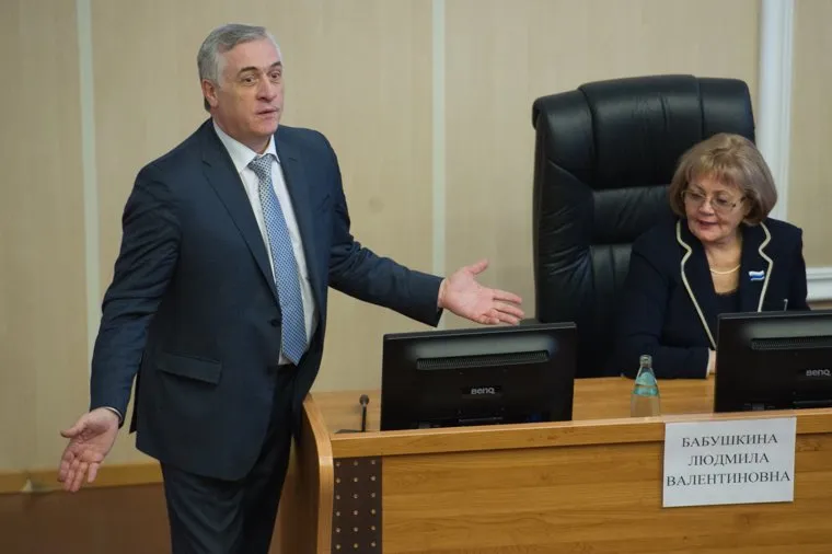 Политсовет свердловского отделения партии "Единая Россия". Екатеринбург, бабушкина людмила, силин яков