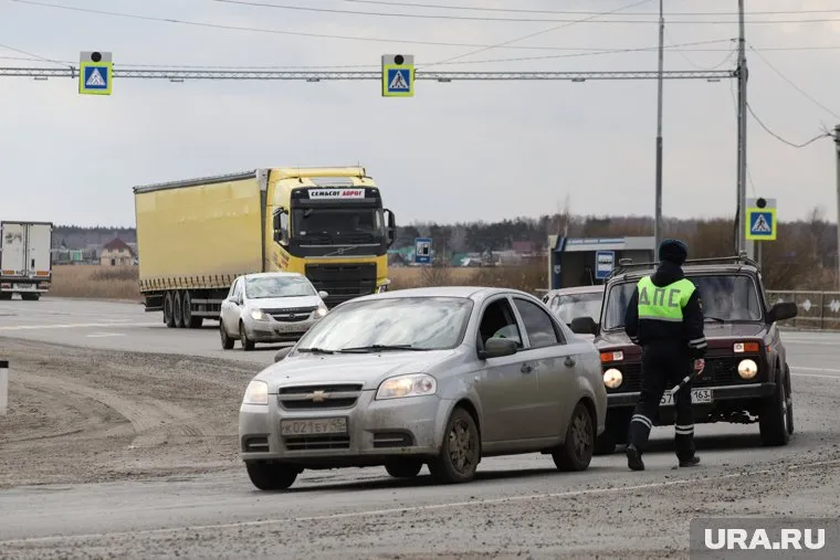 На трассе Екатеринбург-Курган вновь ввели ограничения из-за пожаров