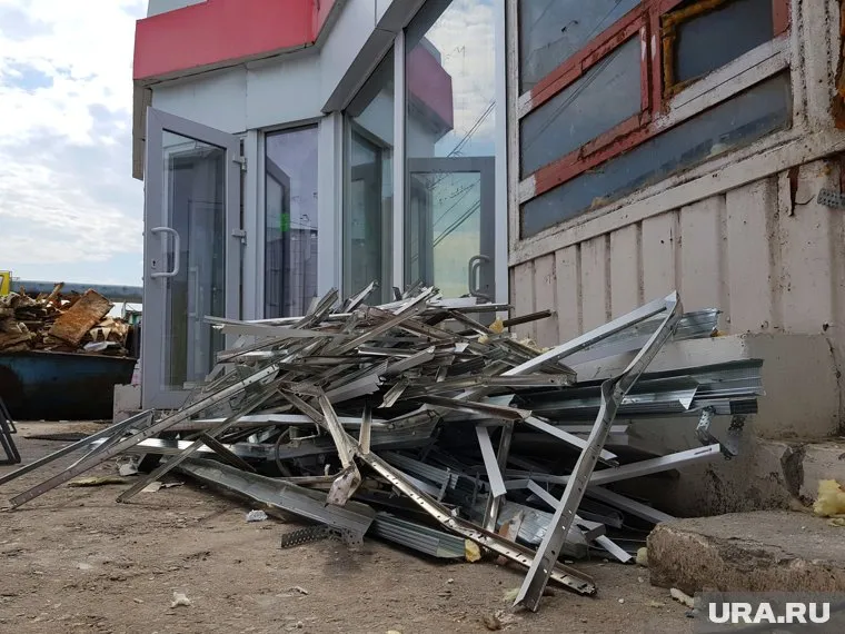 Власти Кургана предупредили о предстоящем сносе 32 киосков и павильонов