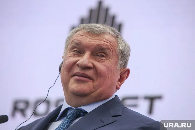 Глава "Роснефти" Игорь Сечин заявил, что опытные инвесторы переходят к углю