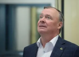 Мэр Екатеринбурга поручил проверить ЧОПы после поножовщины в гимназии