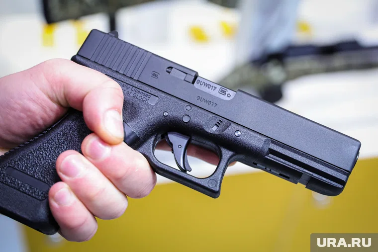 В Австралии мужчина устроил стрельбы, произведя около 100 выстрелов