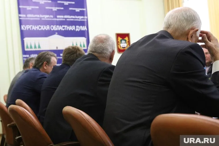 Депутаты Курганской облдумы должны были отчитаться о доходах до 1 сентября