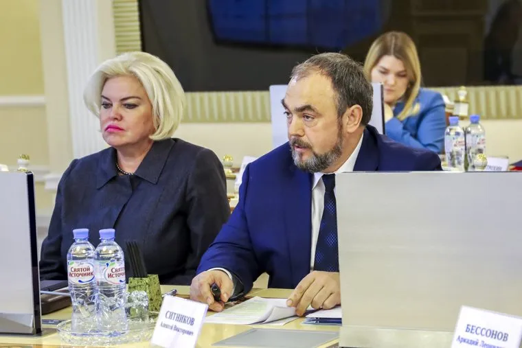 Совещание по реализации нацпроектов с участием Полномочного представителя Президента России в УРФО Николая Цуканова и губернатора ЯНАО Дмитрия Артюхова. Салехард