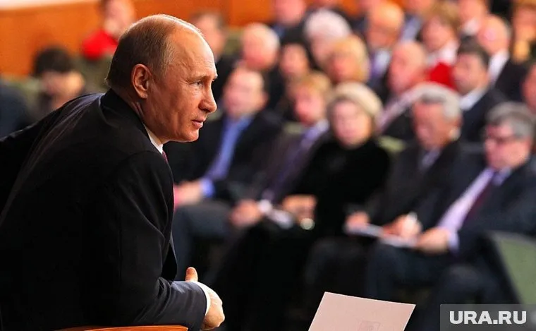 Во время предвыборной кампании 2012 года и после нее Владимир Путин неоднократно встречался со своими доверенными лицами (на снимке — встреча в Москве, в декабре 2012-го)