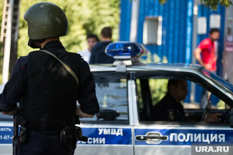 В Курганской области силовики проверили мигрантов