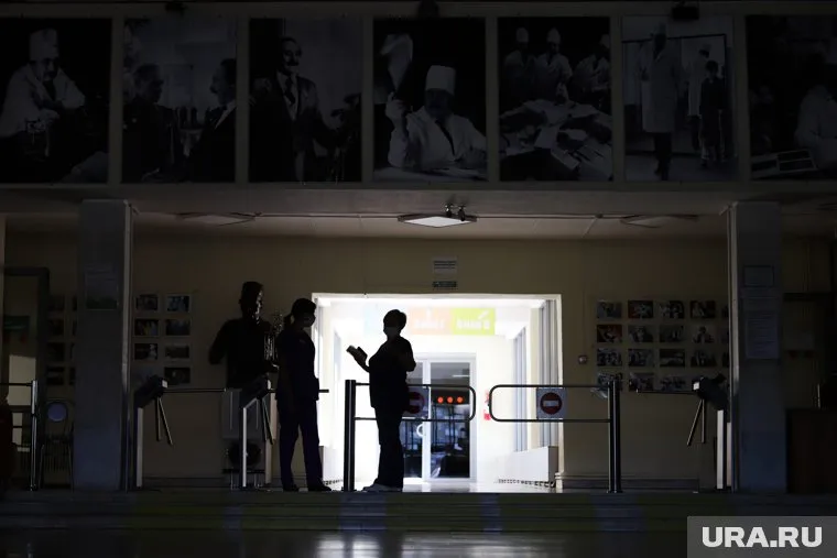 Российские сенаторы встретились с руководством Центра Илизарова (архивное фото)