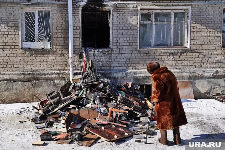 Пожар в доме по улице Краснодонская, 7 произошел в ночь на 22 февраля