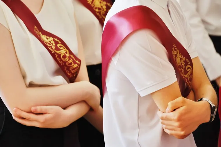 Последний звонок у выпускников. Курган