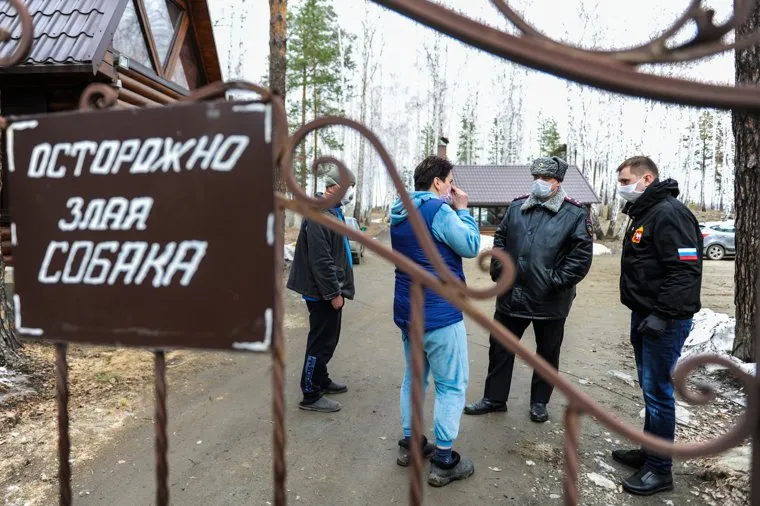 Проверка соблюдения карантина в курортных местах на озере Увильды в Аргаяшском районе. Челябинская область