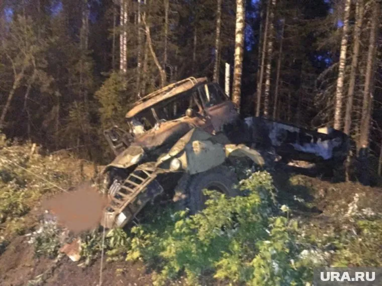 Пьяный водитель не справился с управлением, и бензовоз взорвался