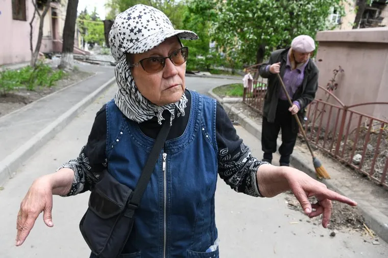 Мариуполь в период разбора завалов и осады завода Азовсталь. ДНР/Украина