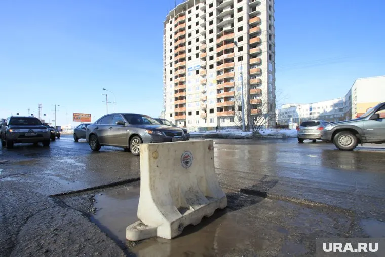 Сургутский асфальт снова стал предметом критики