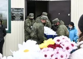 Близкие погибшего тюменского солдата не верят версии Минобороны
