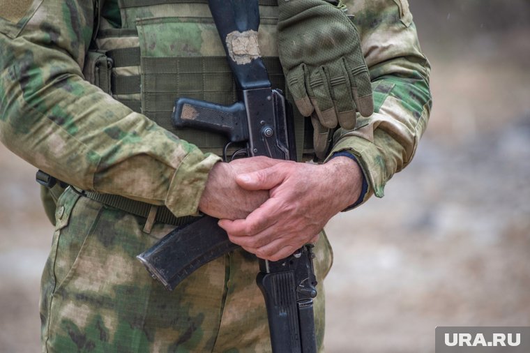 Курган богат талантами: командир штурмовой роты «Аксель» получил награду от главы ДНР Пушилина. Фото