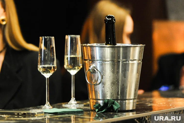 По мнению эксперта, алкоголь в 2026 году подорожает в пределах инфляции