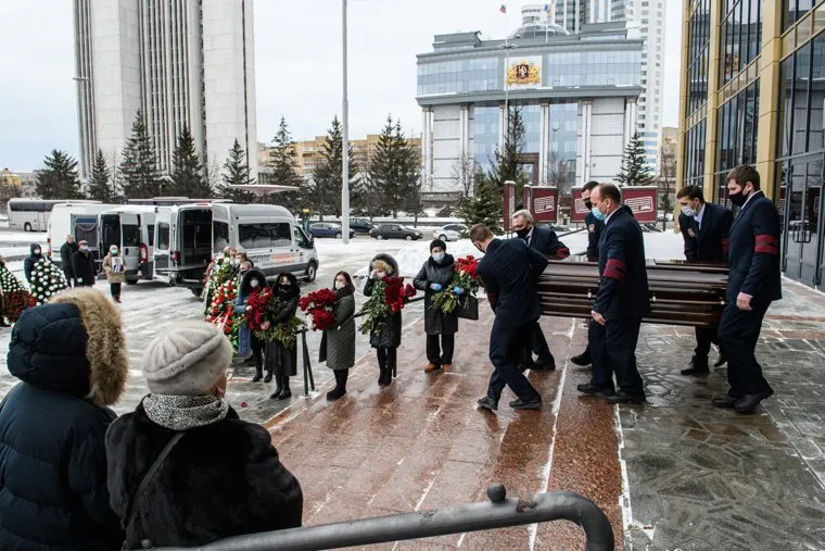 Прощание с Владимиром Терешковым. Необр